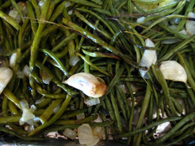 roastingveg Roasted Vegetables-before removing thyme stems and squeezing out garlic plup