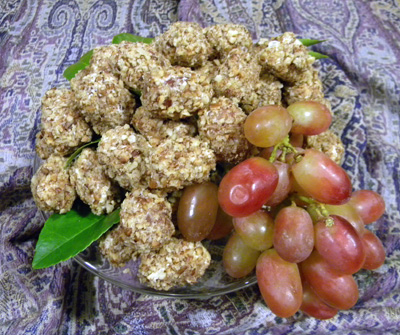 blue cheese grapes
