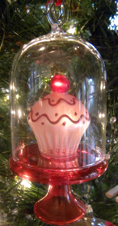 another sweet ornament from the kitchen tree.