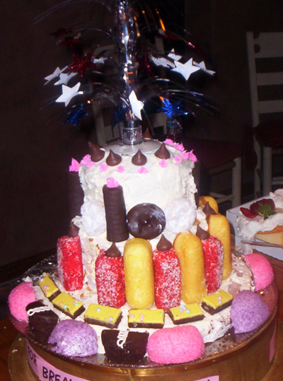 ding-dong, donut, White Trash cake!