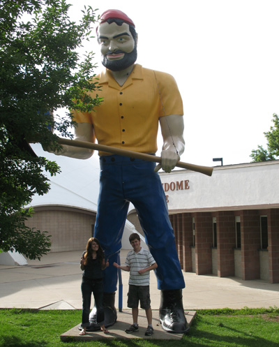 M&C&Louie M&C&Louie