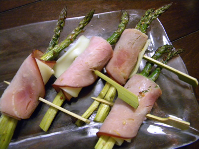 marinated Asparagus Rollups