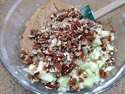 nuts apples in