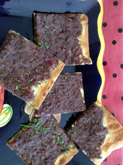 olive bacon flatbread